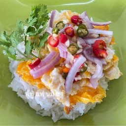 ไข่ขยี้ ราดข้าว (ไข่ 2 ฟอง)