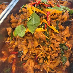 ผัดเผ็ดหมูป่า