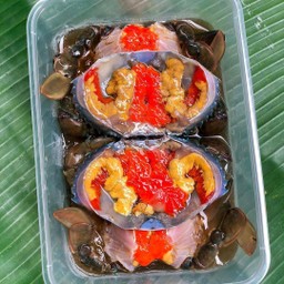 ปูไข่ดองน้ำปลา SS 2 ตัว (1กล่อง)