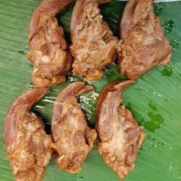 ลิ้นหมูต้มพะโล้