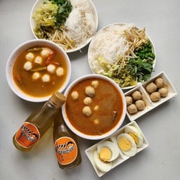 ขนมจีน แม่ปูจานอร่อย