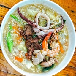ราดหน้ารวมมิตร
