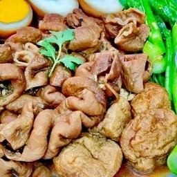 ไส้หมูต้มพะโล้