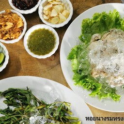 หอยนางรมทรงเครื่อง