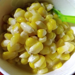 ข้าวโพดสวิทคลุกเนย