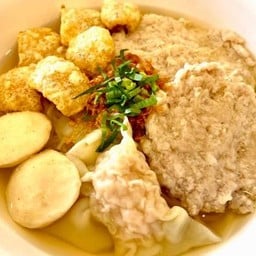 เกาเหลารวมหมู น้ำใส