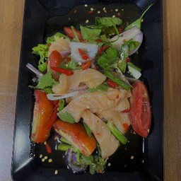 ยำแซลม่อน