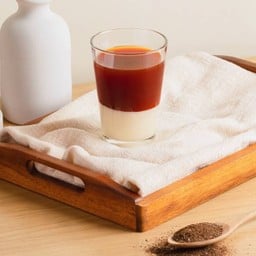 Hot Thai Tea Latte ชาไทยลาเต้ร้อน