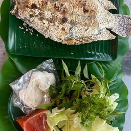 ปลานิลย่างเกลือพร้อมชุดเมี่ยง ชุดใหญ่