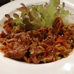 ข้าวหน้าหมูกิมจิ