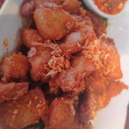 หมูสามชั้นทอดน้ำปลา