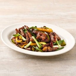 E22 เนื้อวัวผัดแห้ง 干煸牛肉