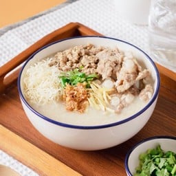โจ๊กเนื้อและเสือร้องไห้ Porridge with Ground Beef & Brisket