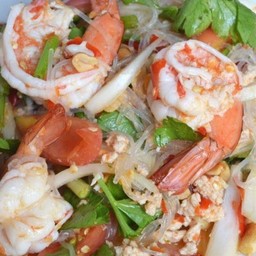 ยำวุ้นเส้นกุ้งสุก-กุ้งสด+ไก่สับ
