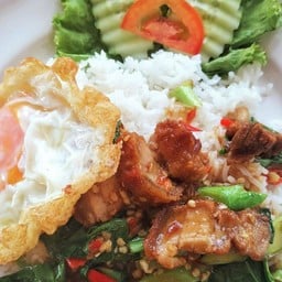 ลูกชิ้นทอดกินดา