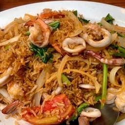 ข้าวผัดทะเลรวม