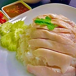 (ลานข้าว & ลานปันปั่น) อาหารตามสั่ง ผัดไทย ส้มตำ - กาแฟสด