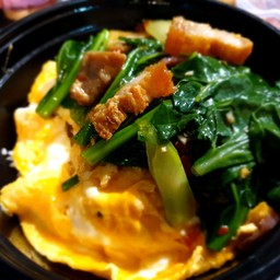 [อร่อยซ่ากับโค้ก] ข้าวคะน้าไก่กรอบ+ไข่ข้น +  โค้ก ออริจินัล (กระป๋อง)