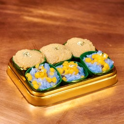 ข้าวเหนียวเล็กหน้าต่างๆ