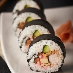 Futo maki roll ( 8 please)