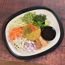 ข้าวยำทรงเครื่อง