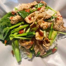 ผัดคะน้า