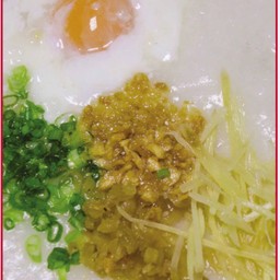 โจ๊กหมูใส่ไข่