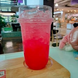 สตรอเบอร์รี่โซดา