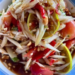 ส้มตำปูหอยดอง