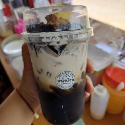 หน้าบ้าน coffee