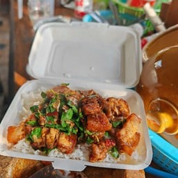 ครัวใต้ถุนบ้าน