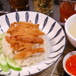 ข้าวมันไก่ทอด พิเศษ