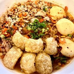 หมูสับ น้ำต้มยำ