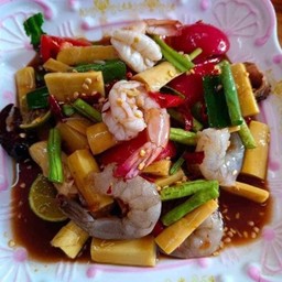 เหลาหน่อไม้กุ้งสด กุ้งสุก