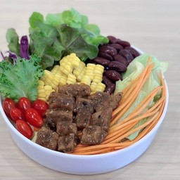 สลัดหมูอบ(น้ำสลัดครีม)