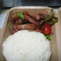 ข้าวหมูทอดถอนใจ