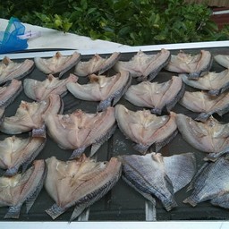 ปลาทอดเจ๊เดือน