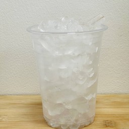 น้ำแข็ง