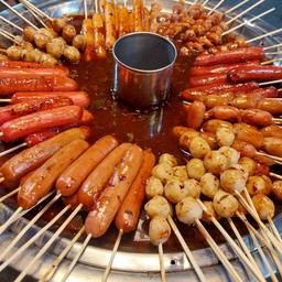 ลูกชิ้นปิ้งหม้อไฟ