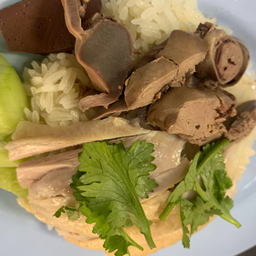 ข้าวมันไก่+เครื่องใน