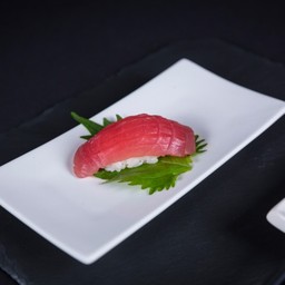 Tuna Nigiri ข่าวปั้นทูน่า