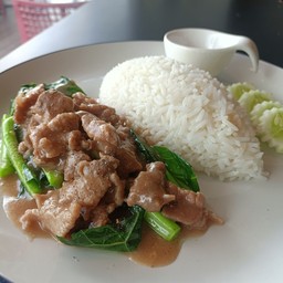 ข้าวเนื้อน้ำมันหอย