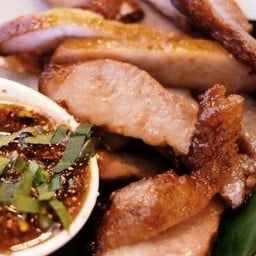 คอหมูย่าง