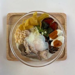 โจ๊กหมูไข่สามสหาย