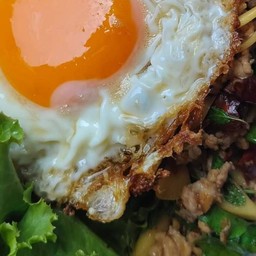 หอมใบเพรา (อาหารตามสั่ง&ยำโคตรเเซบ) วัดศรีวารีน้อย