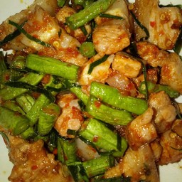 พริกแกงไก่