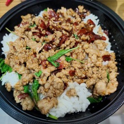 ข้าวกระเพราหมูสับ