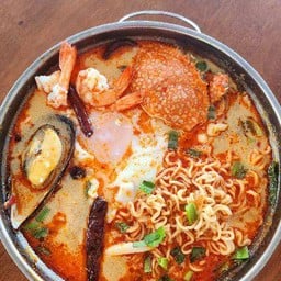 มาม่าทะเลหม้อไฟ