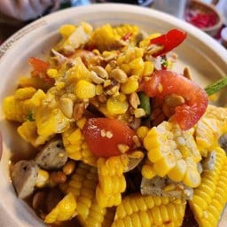 ตำข้าวโพดหมูยอ