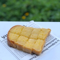 ปังเนยนม ฉ่ำๆกรอบๆ